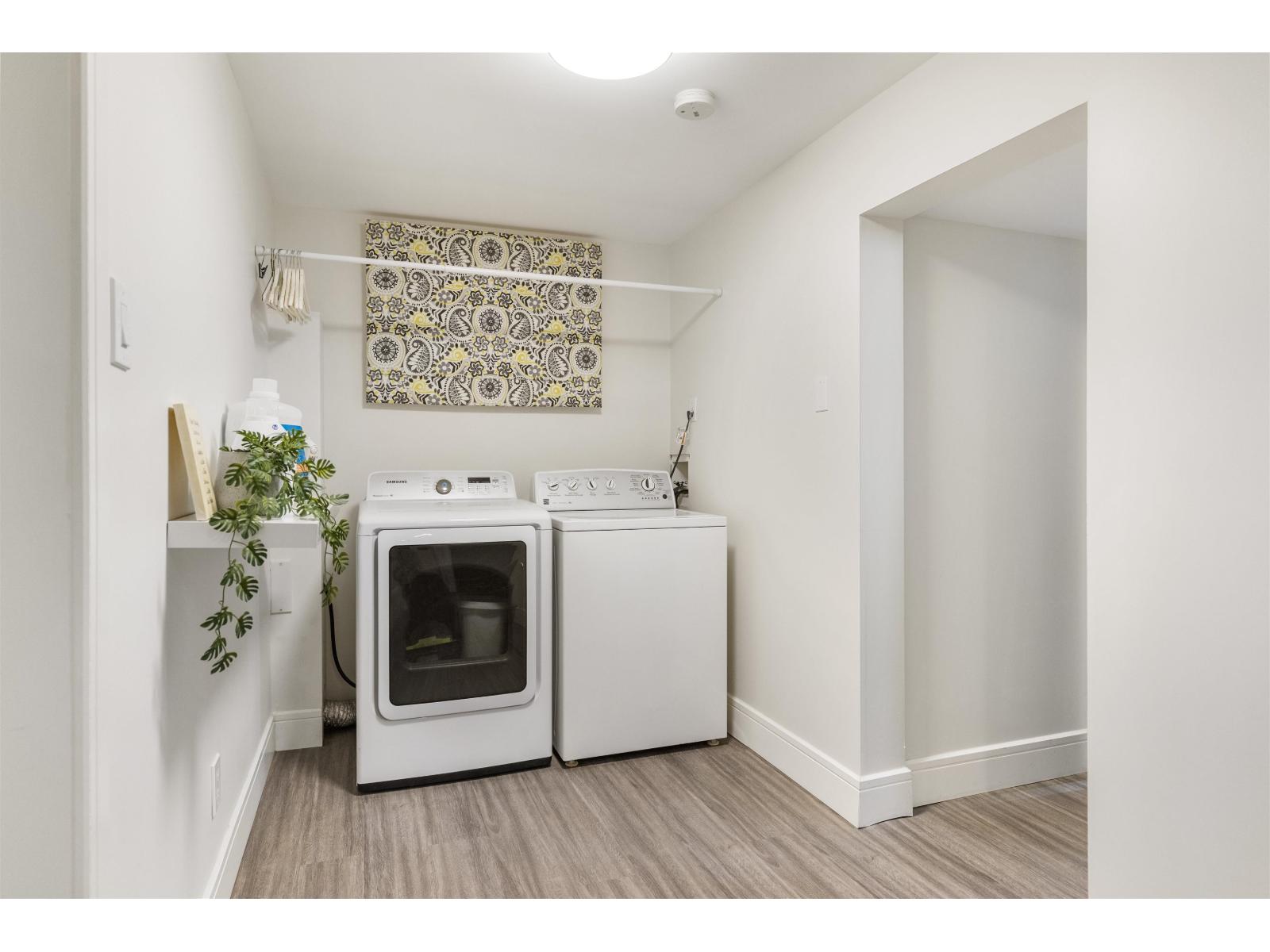 Photo of 2509 ALDERVIEW STREET 27