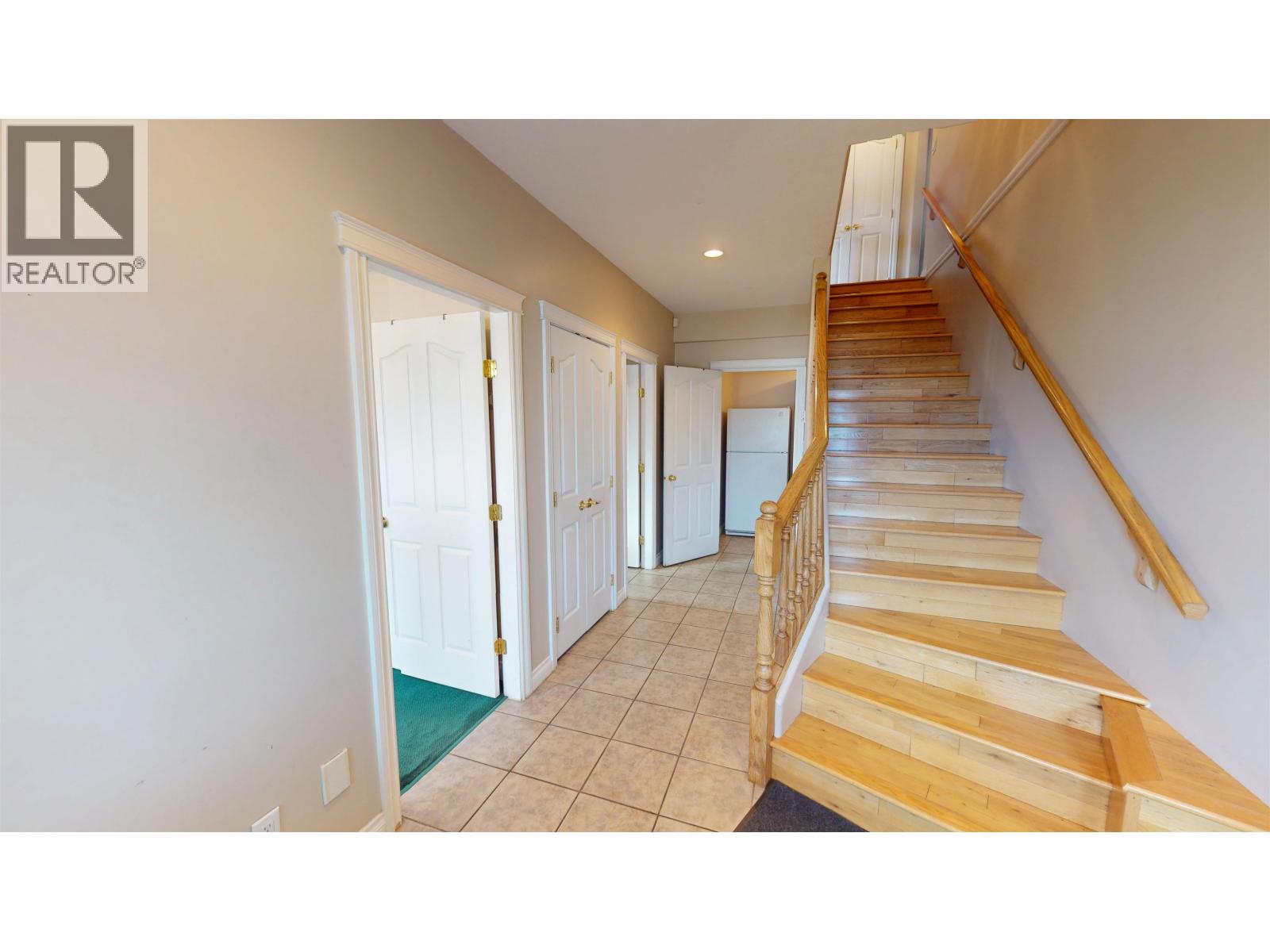 261 BLAIR STREET - 26