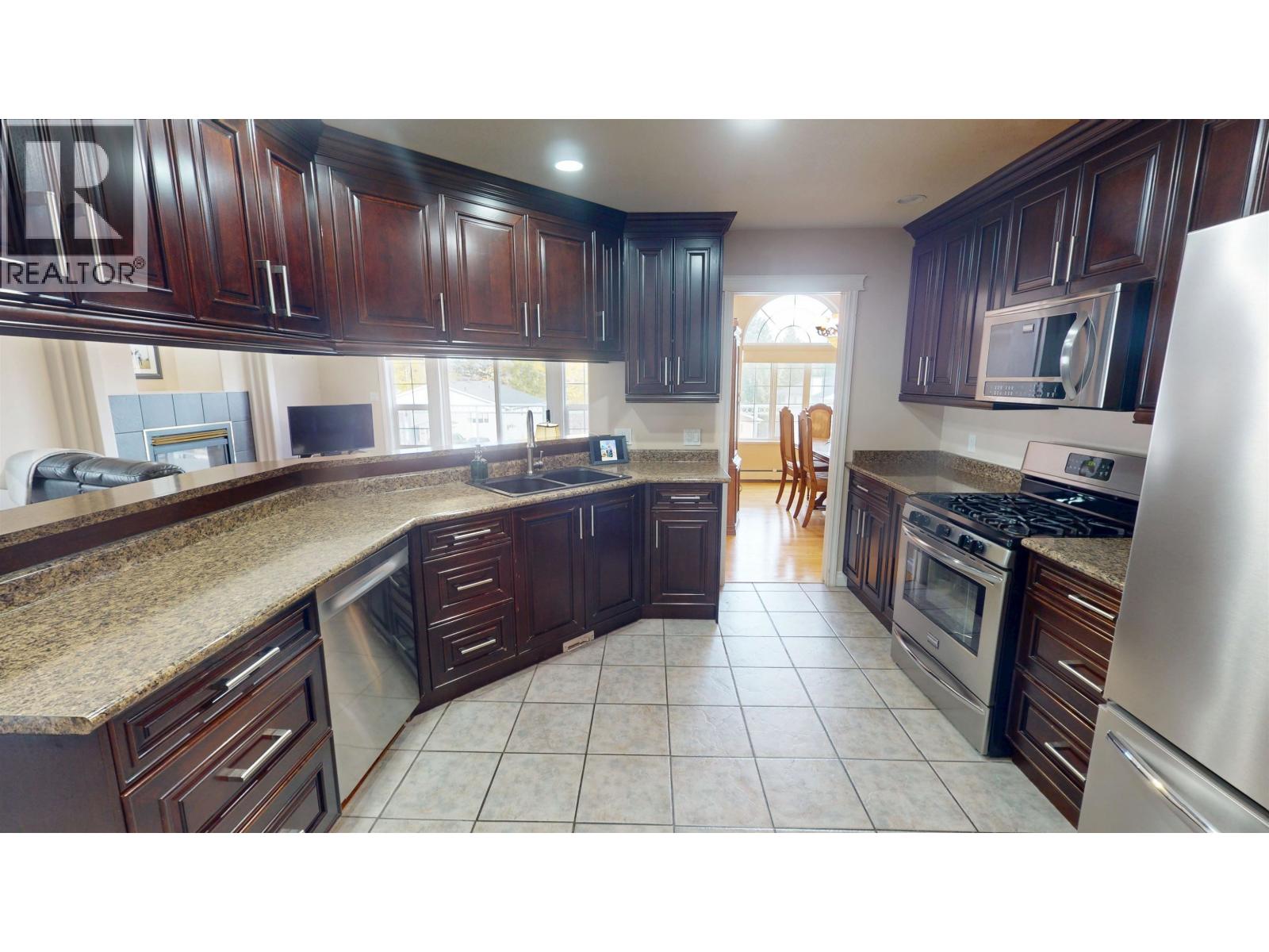261 BLAIR STREET - 3