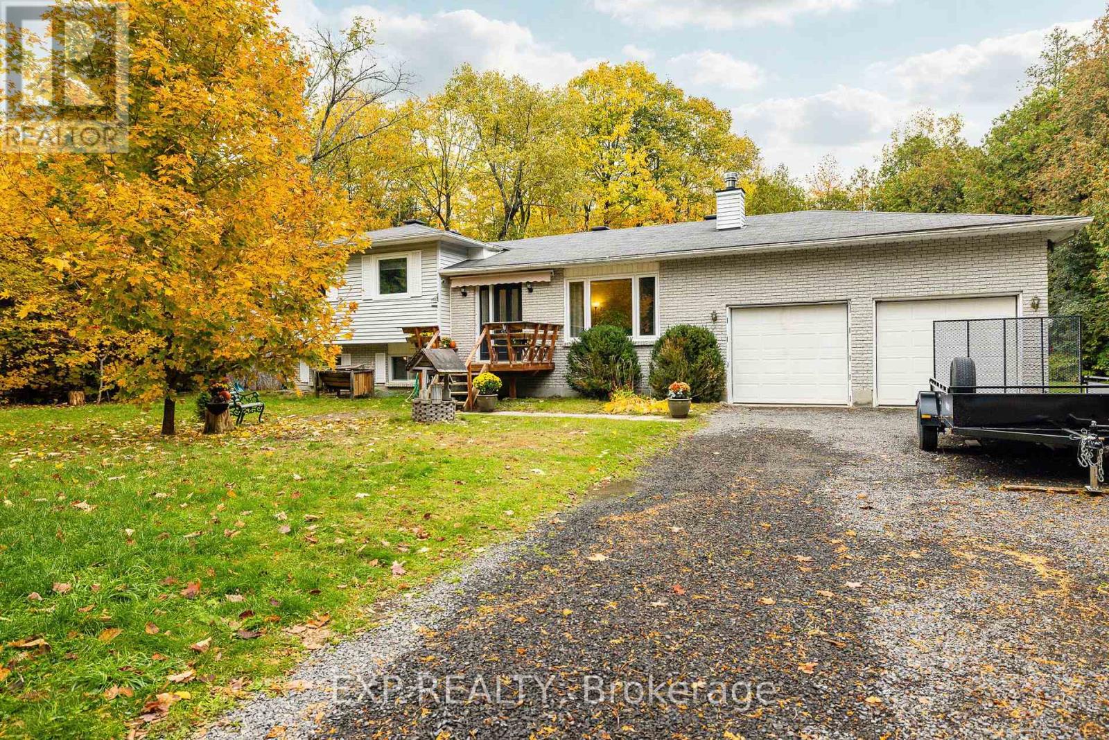 869 Rock Road — photo 3