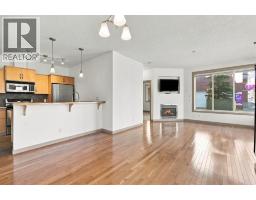 107, 910 18 Avenue SW - photo 2