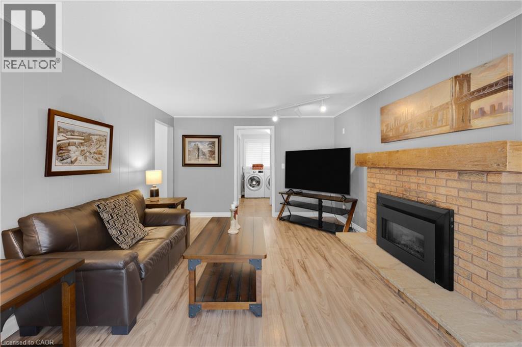 30 Westwood Crescent — photo 17