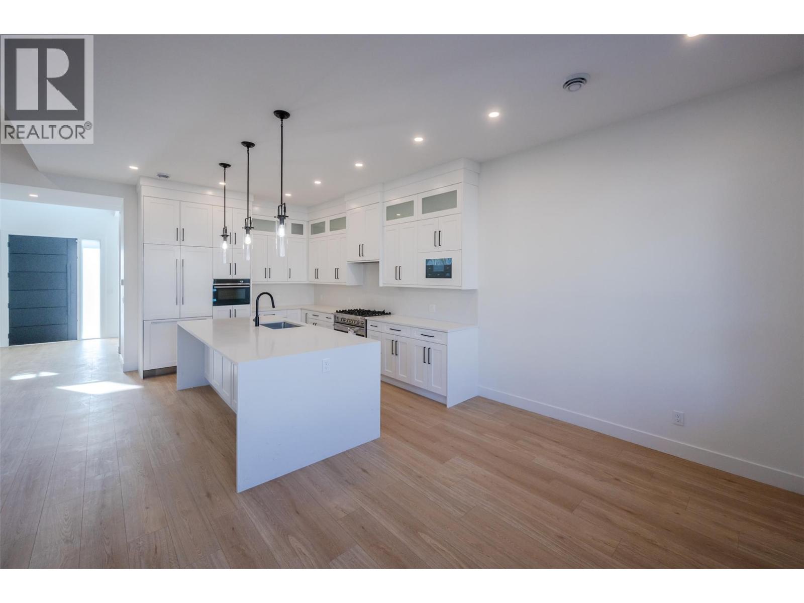  1125 Antler Drive, Penticton