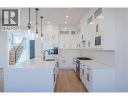 Kitchen - 1125 Antler Drive, Penticton, BC V2A9G6 Photo 11