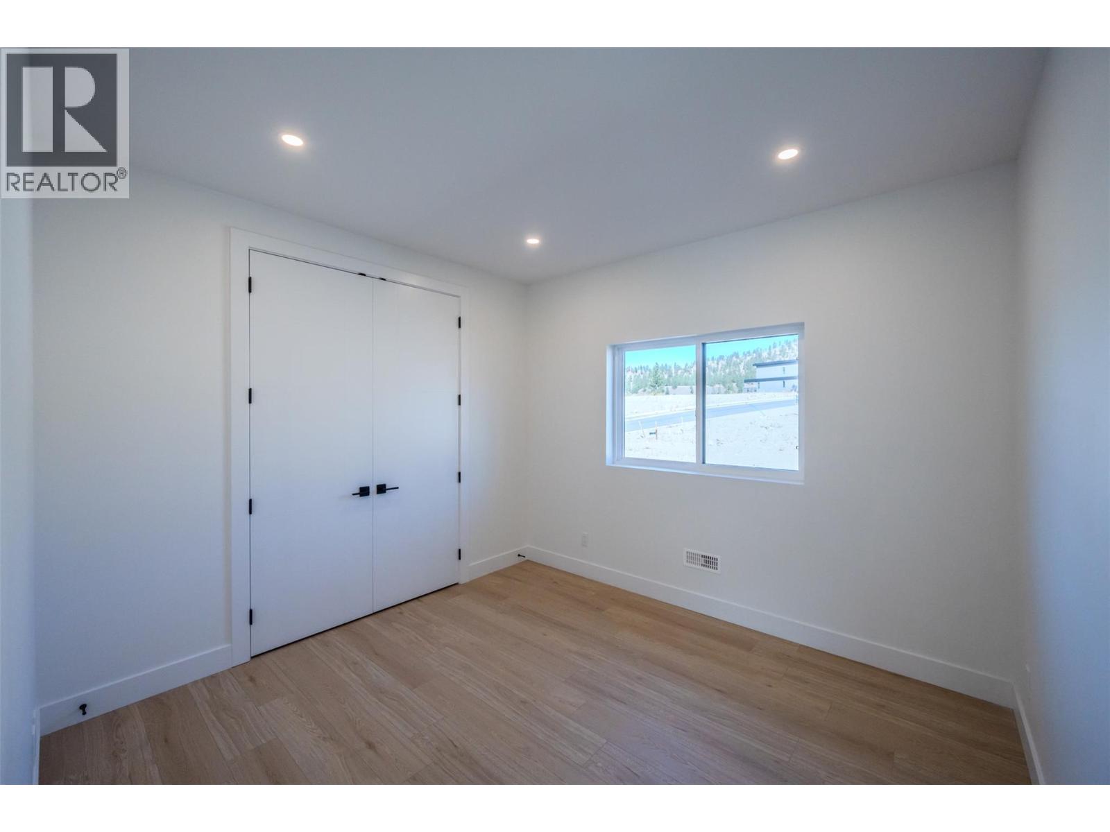 1125 Antler Drive - 32