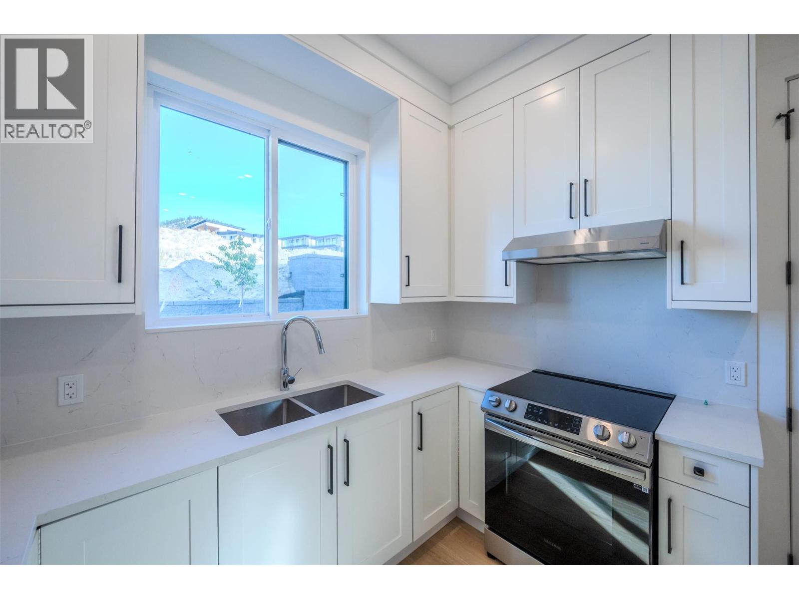  1125 Antler Drive, Penticton