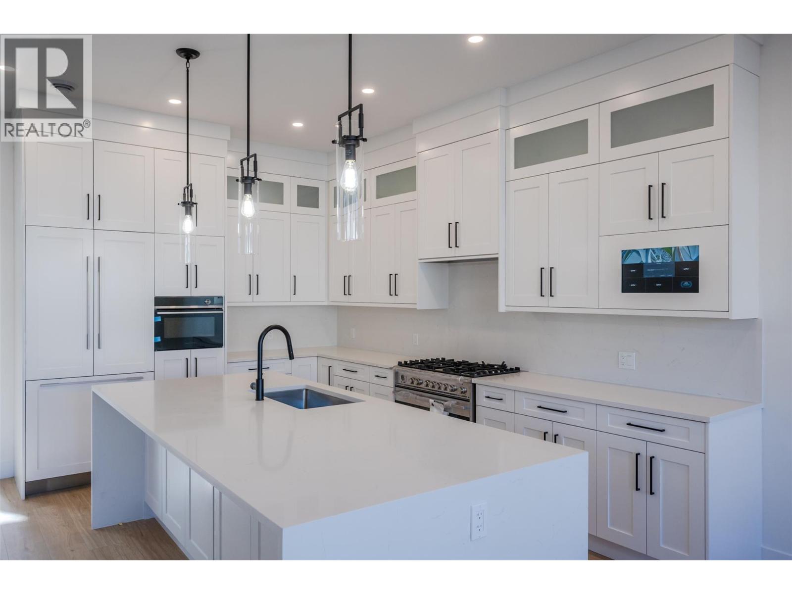  1125 Antler Drive, Penticton