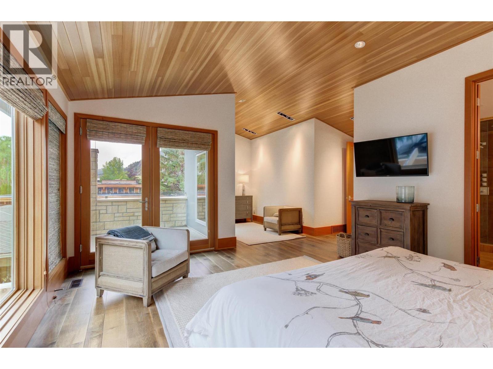 2463 Whitworth Road, West Kelowna - Image 1