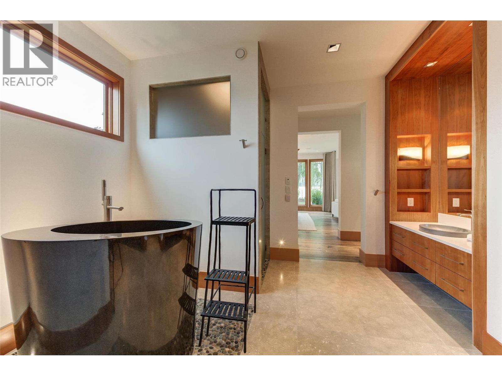 2463 Whitworth Road, West Kelowna - Image 1