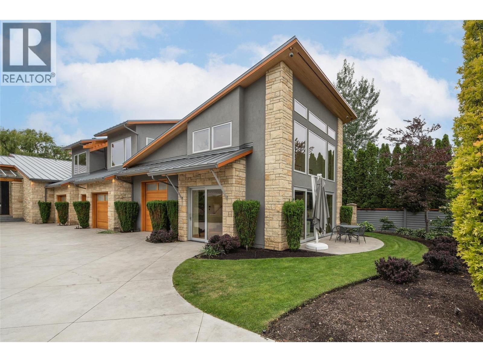 2463 Whitworth Road, West Kelowna - Image 1