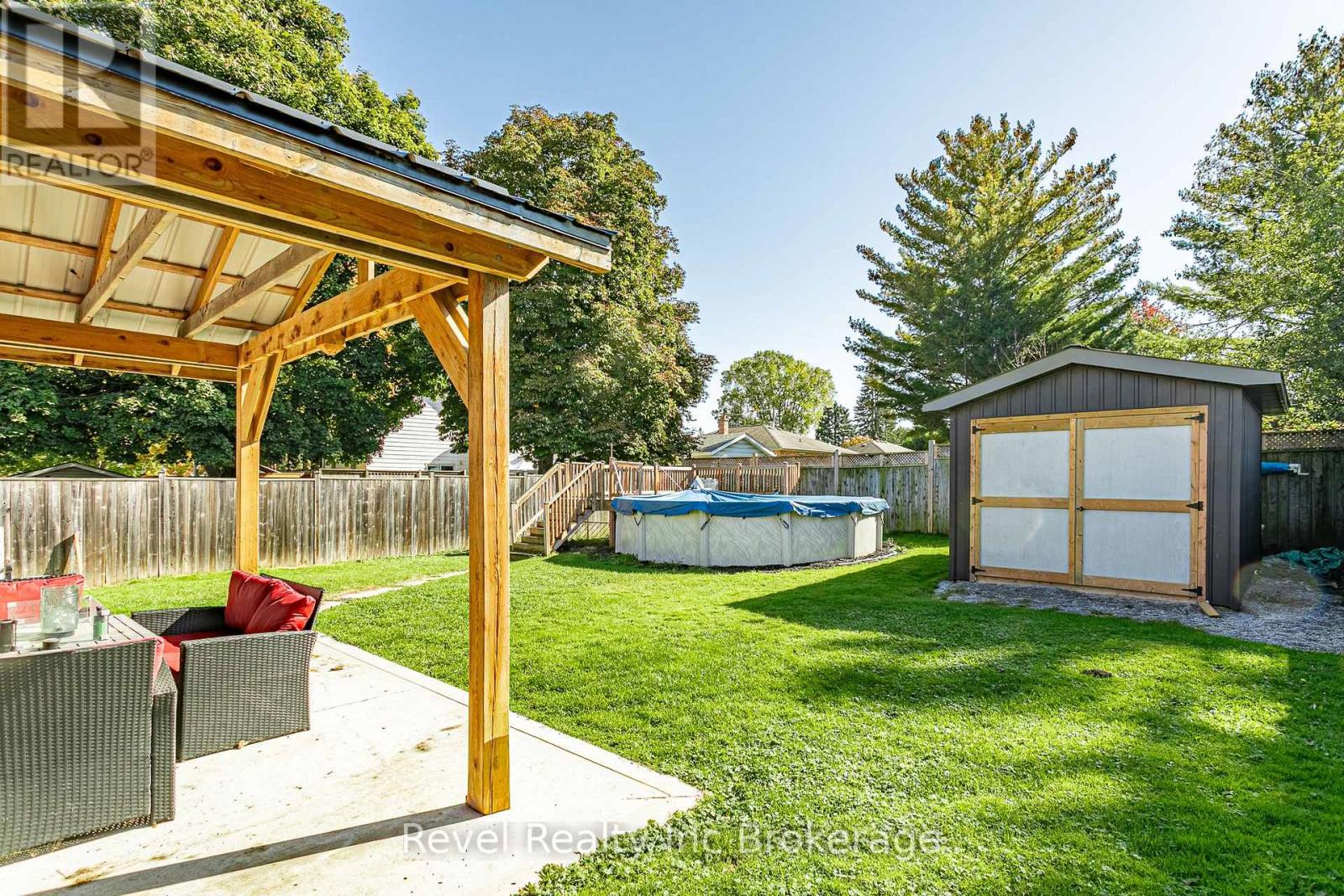 824 Devonshire Avenue — photo 23