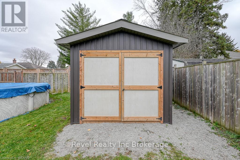 824 Devonshire Avenue — photo 28