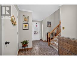 Bedroom 3 - 96 Cambridge Crescent, Brockville, ON K6V6L8 Photo 8