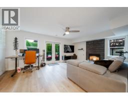 327 Mount Royal Court, Port Moody, BC V3H3Z3 Photo 11