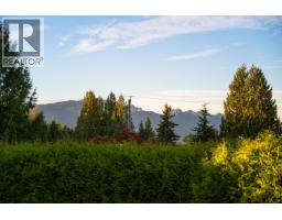 327 Mount Royal Court, Port Moody, BC V3H3Z3 Photo 19
