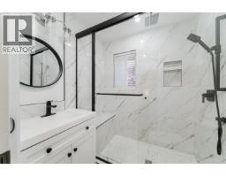 327 Mount Royal Court, Port Moody, BC V3H3Z3 Photo 29