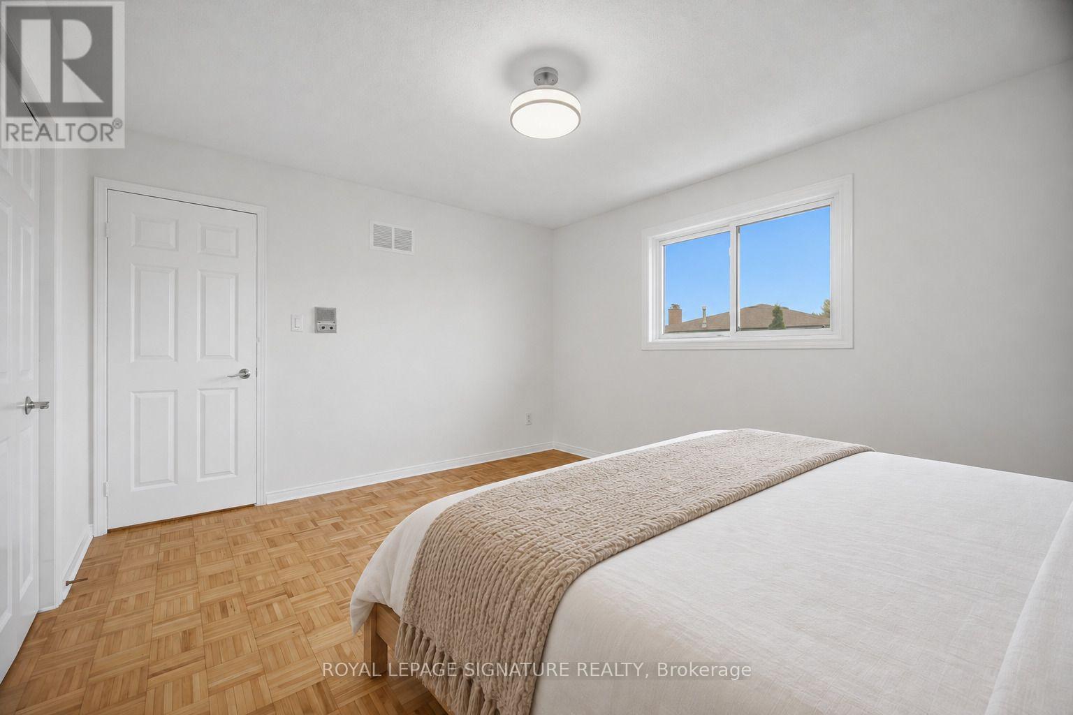 4200 Greybrook Crescent — photo 20