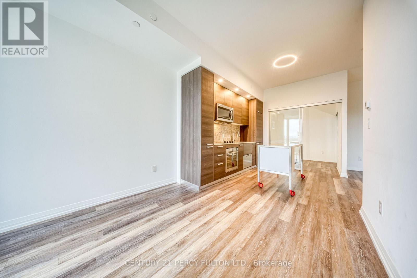 75 Canterbury Place — photo 16