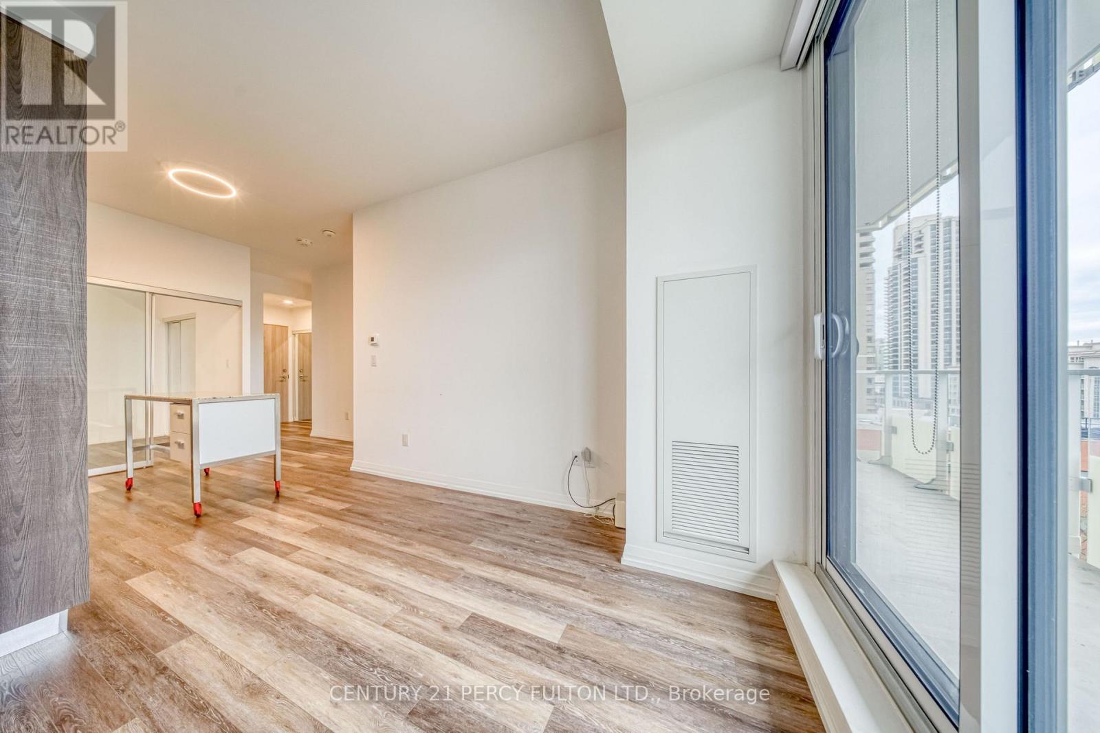 75 Canterbury Place — photo 17