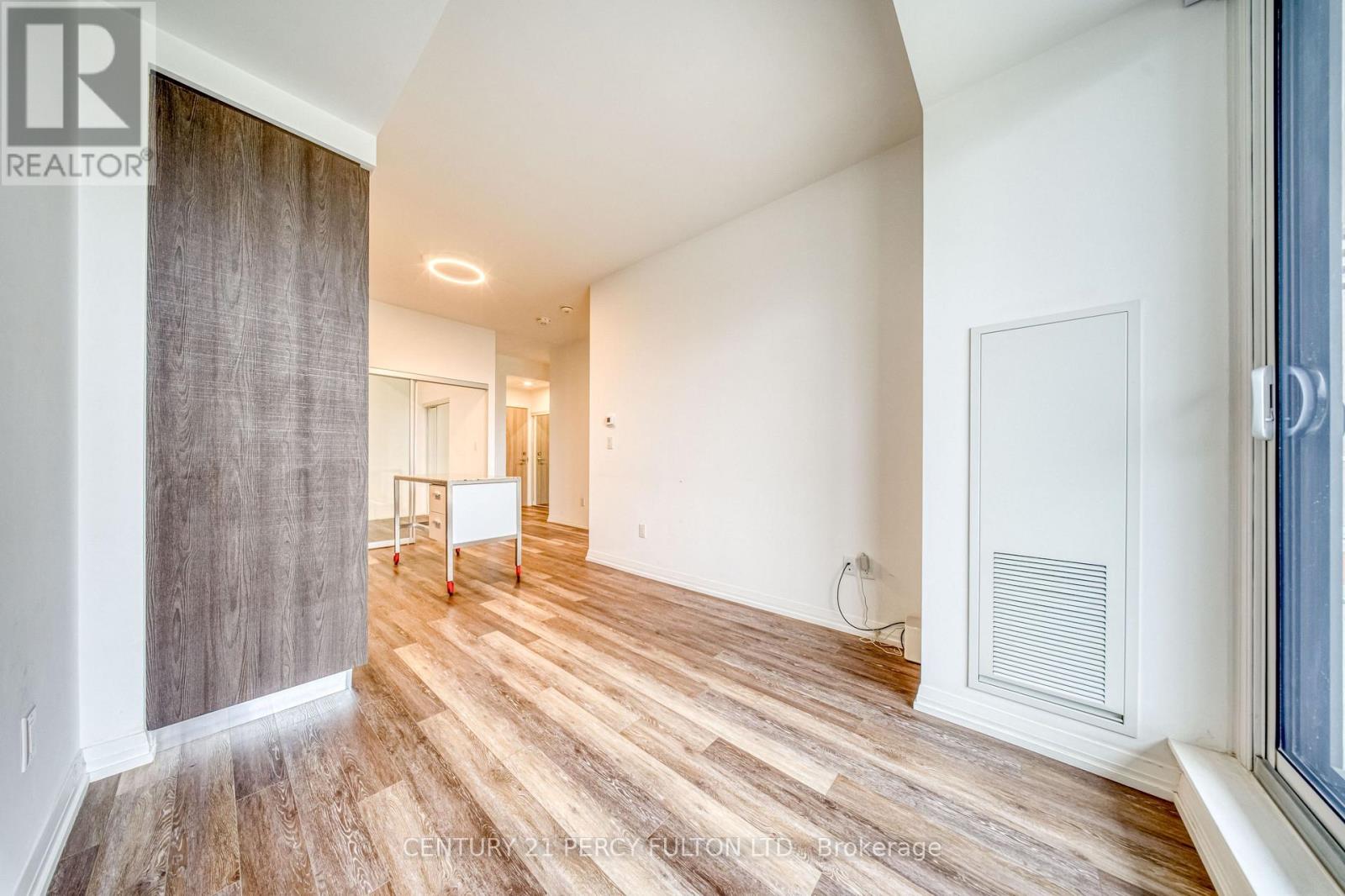 75 Canterbury Place — photo 18