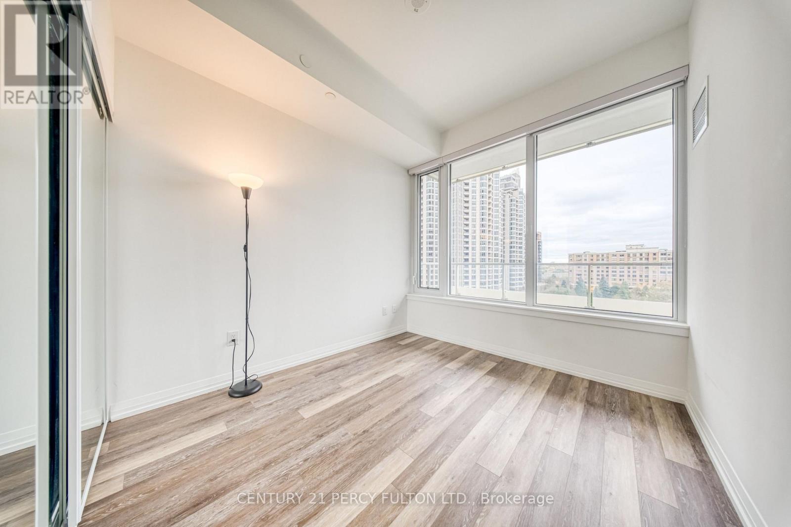 75 Canterbury Place — photo 19