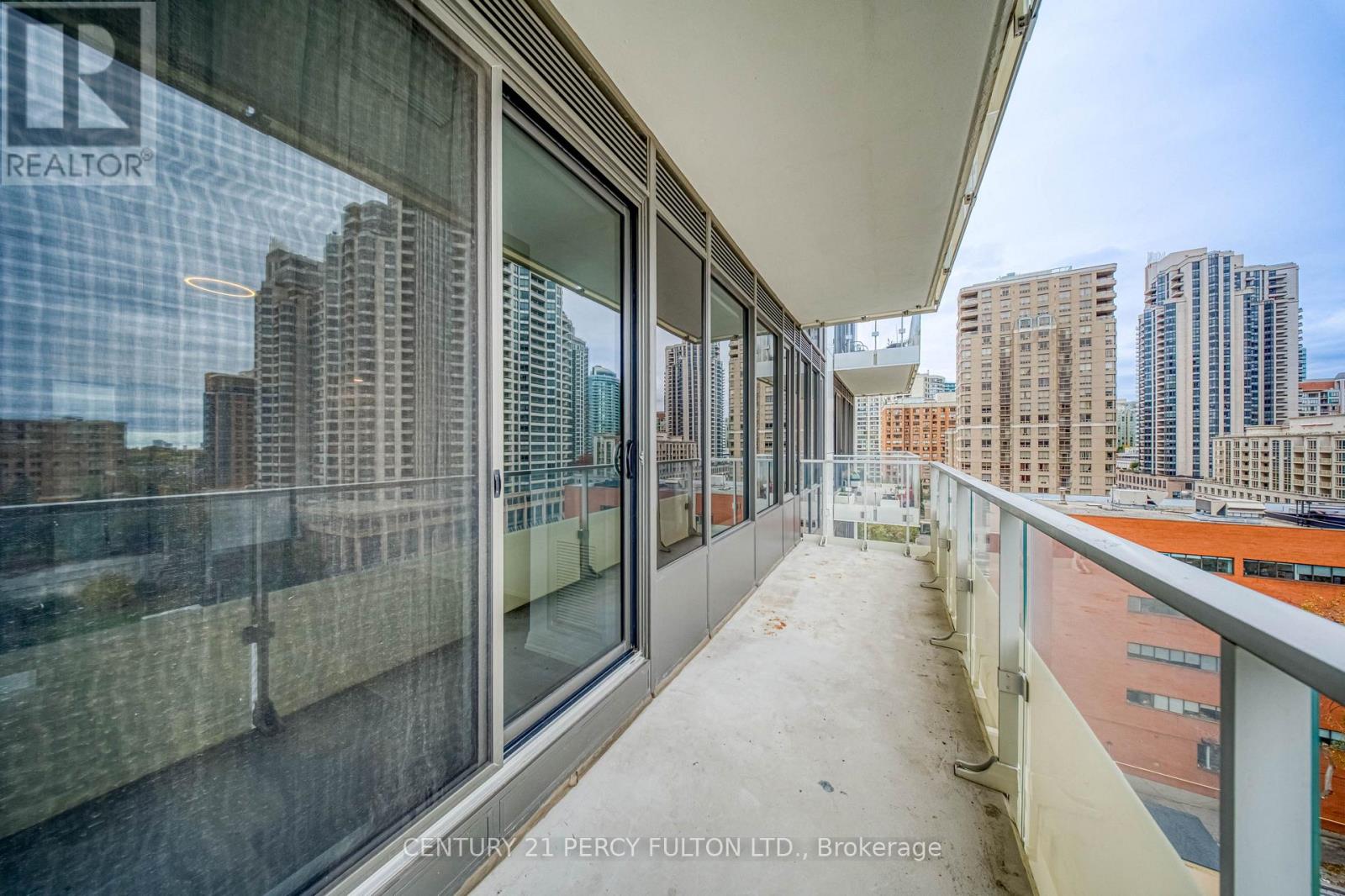 75 Canterbury Place — photo 28