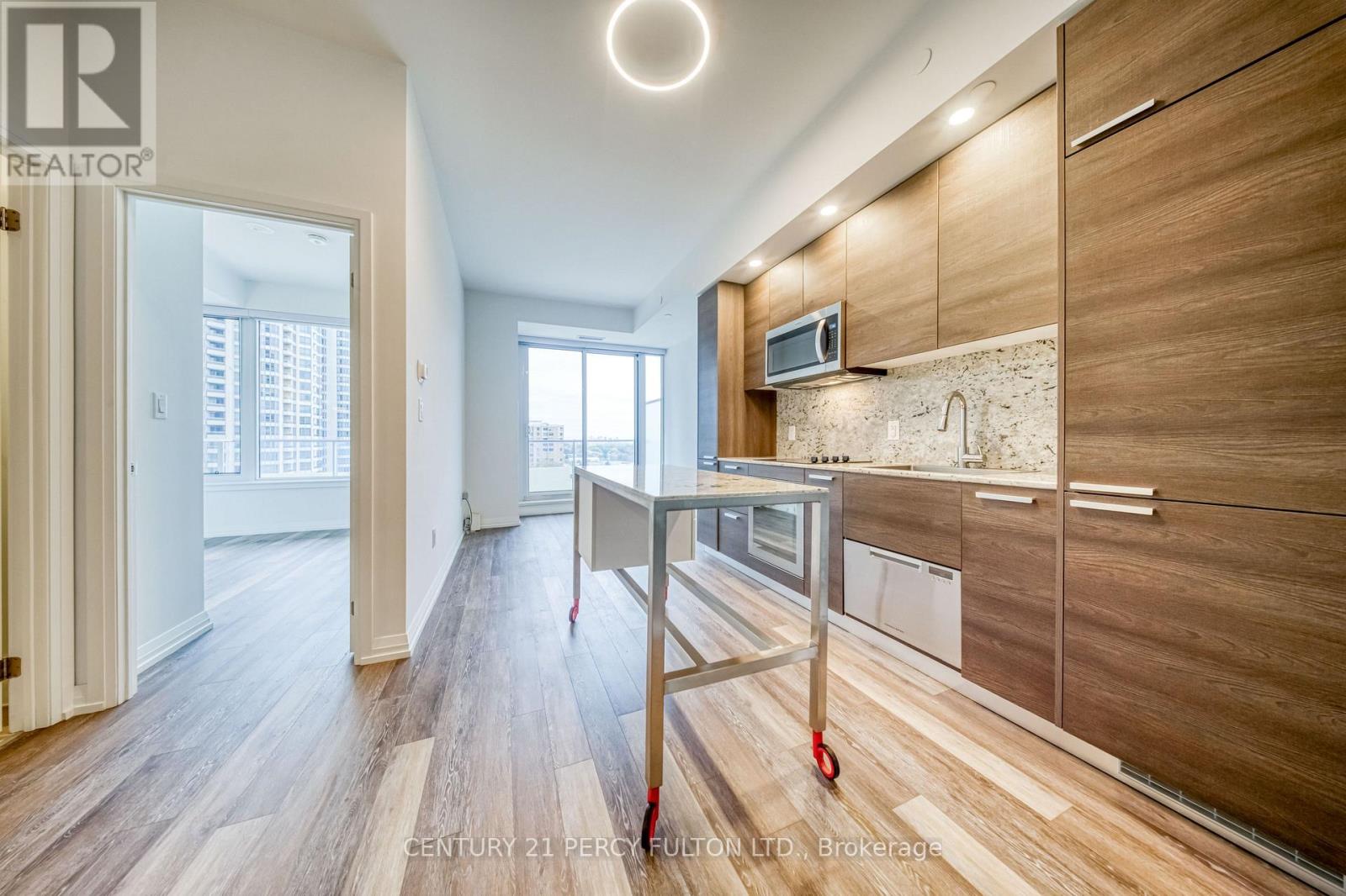 75 Canterbury Place — photo 8