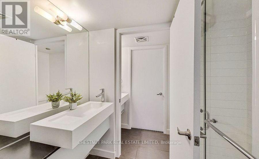 38 Dan Leckie Way — photo 13