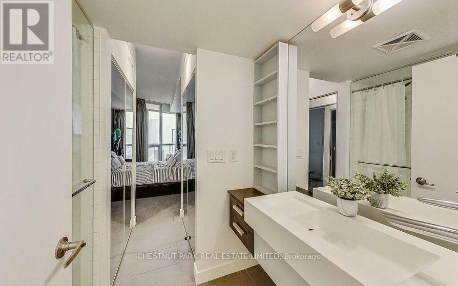 38 Dan Leckie Way — photo 14