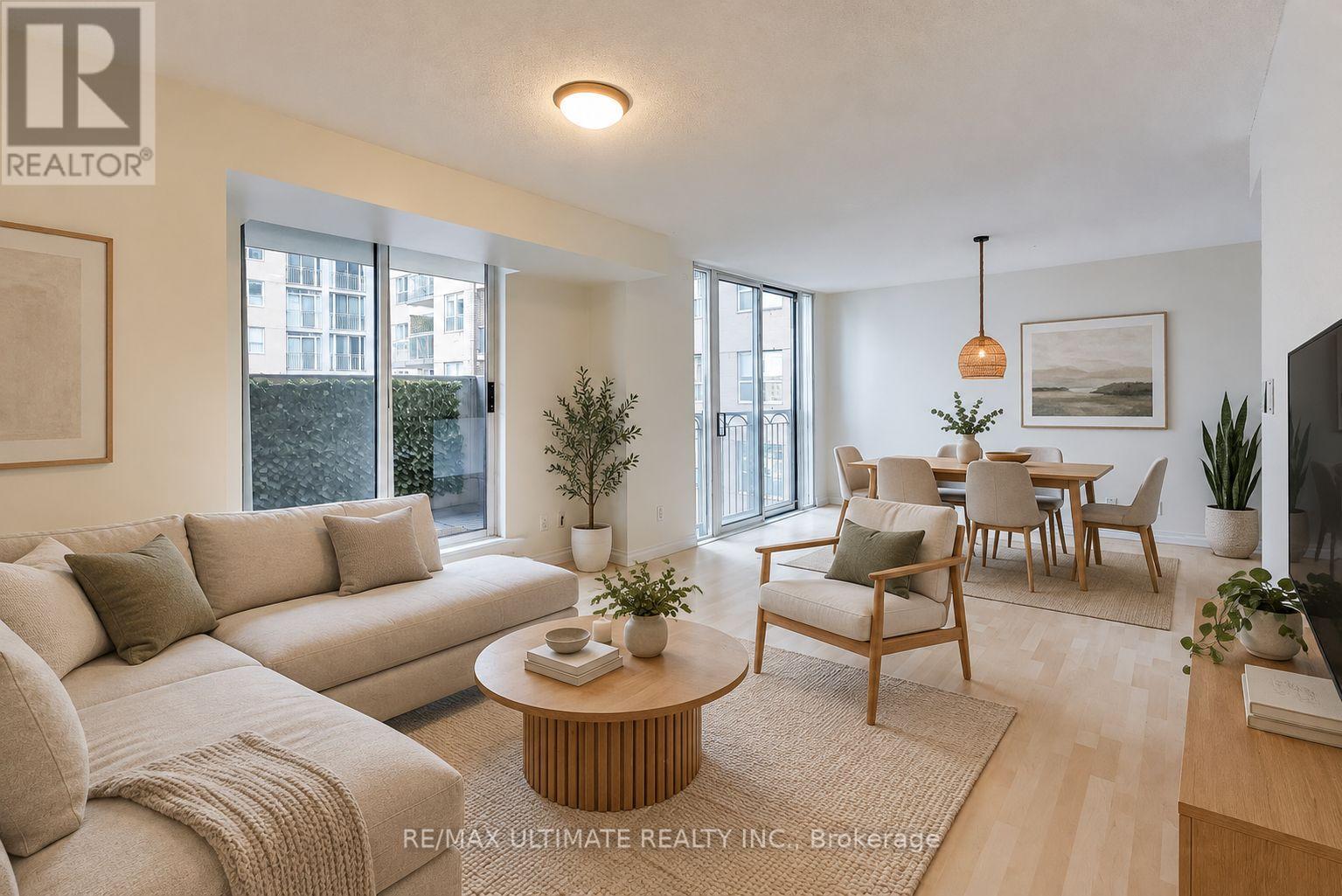313 Richmond Street East