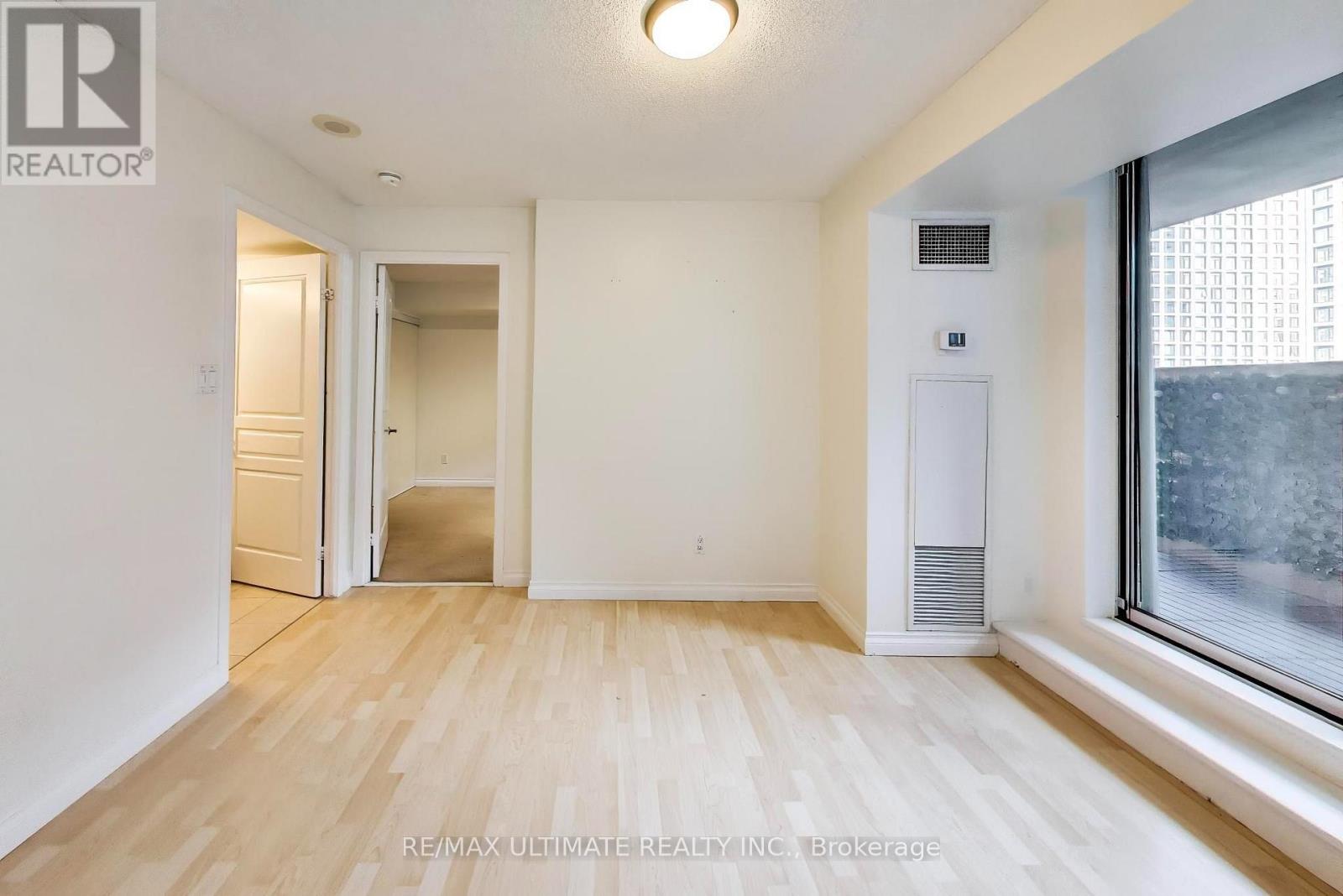 313 Richmond Street East — photo 18