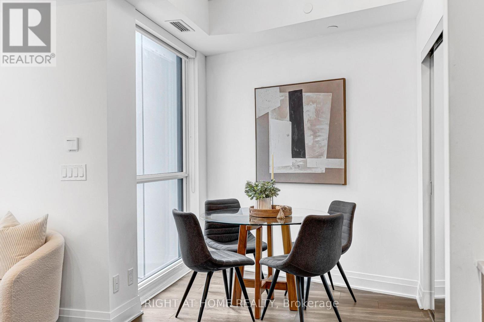 405- 38 Forest Manor Road, Toronto, ON photo 12