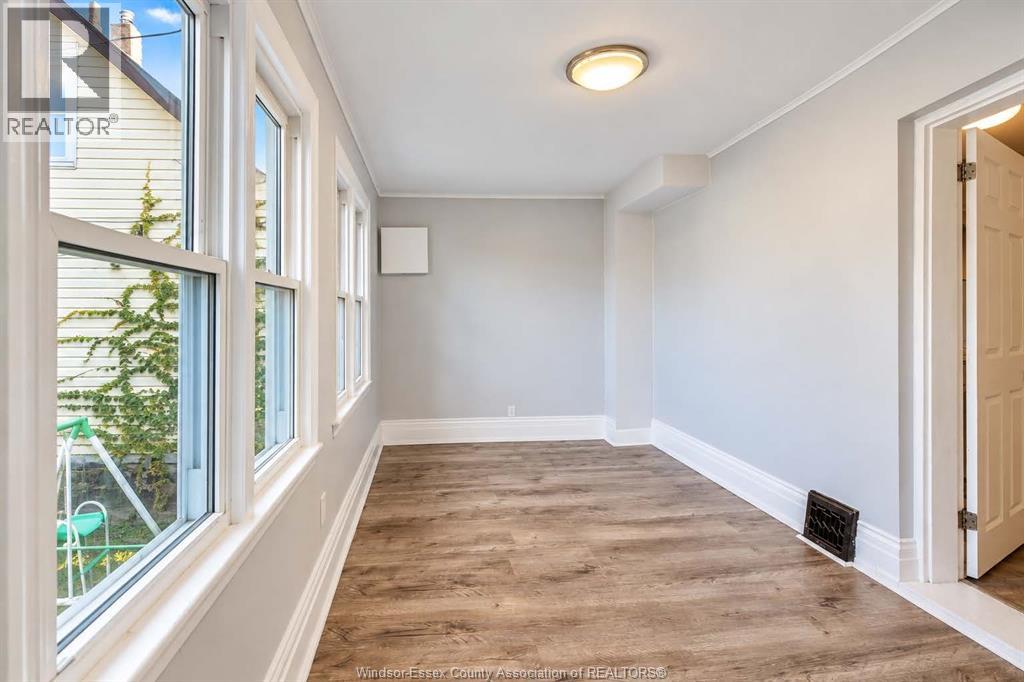 1374 BENJAMIN AVENUE Unit# MAIN, Windsor — photo 8