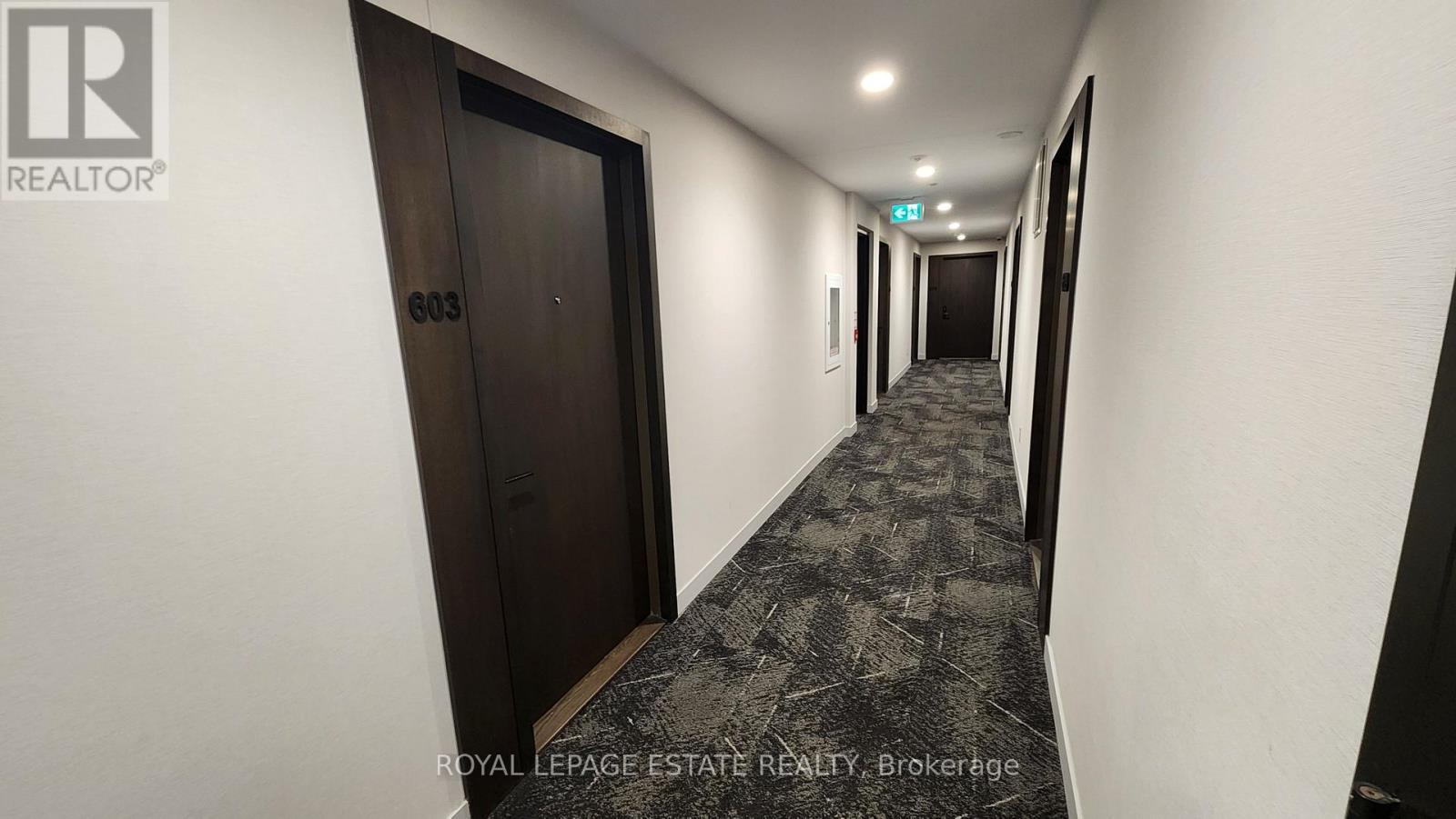 2799 Kingston Road — photo 14