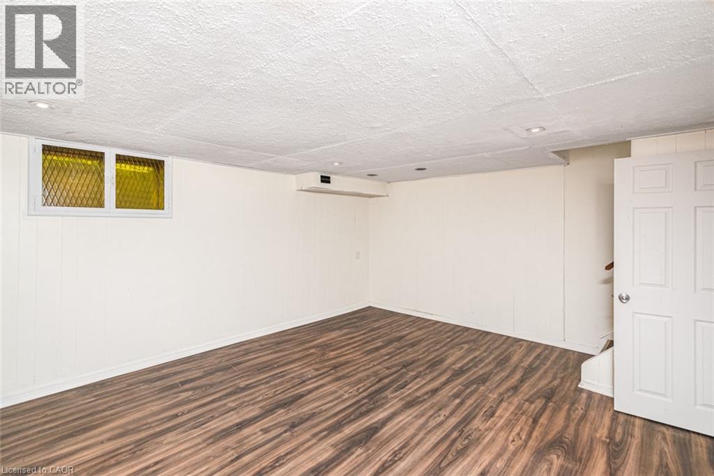 2700 Barton Street East — photo 28