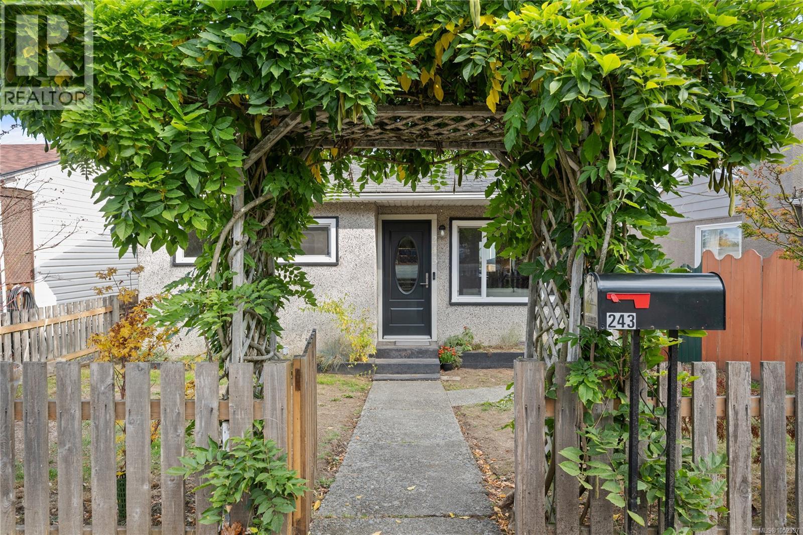 243 Princess St - 1