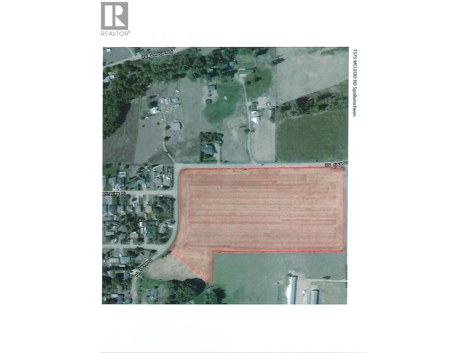 1575 McLeod Road photo 8