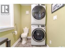 1172 Clifton Avenue, Moose Jaw, SK S6H3L5 Photo 22