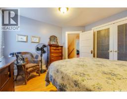 1172 Clifton Avenue, Moose Jaw, SK S6H3L5 Photo 38