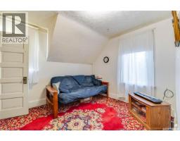 1172 Clifton Avenue, Moose Jaw, SK S6H3L5 Photo 44
