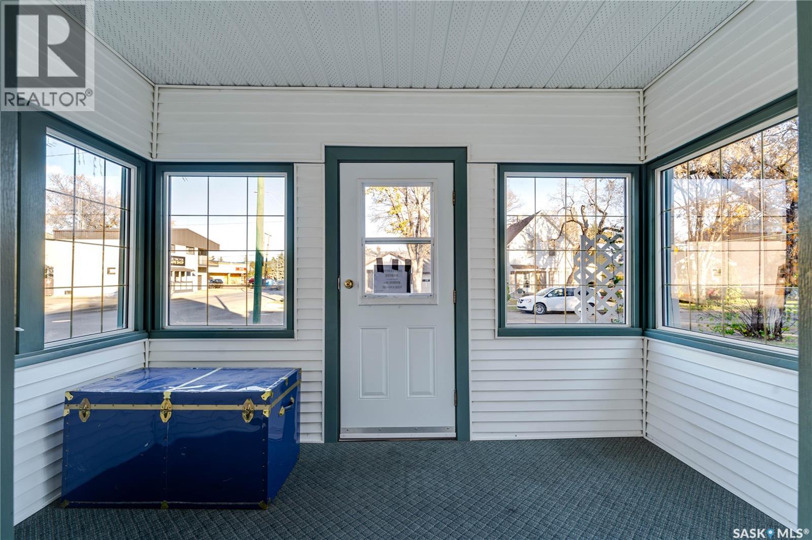 1172 Clifton AVENUE - 6