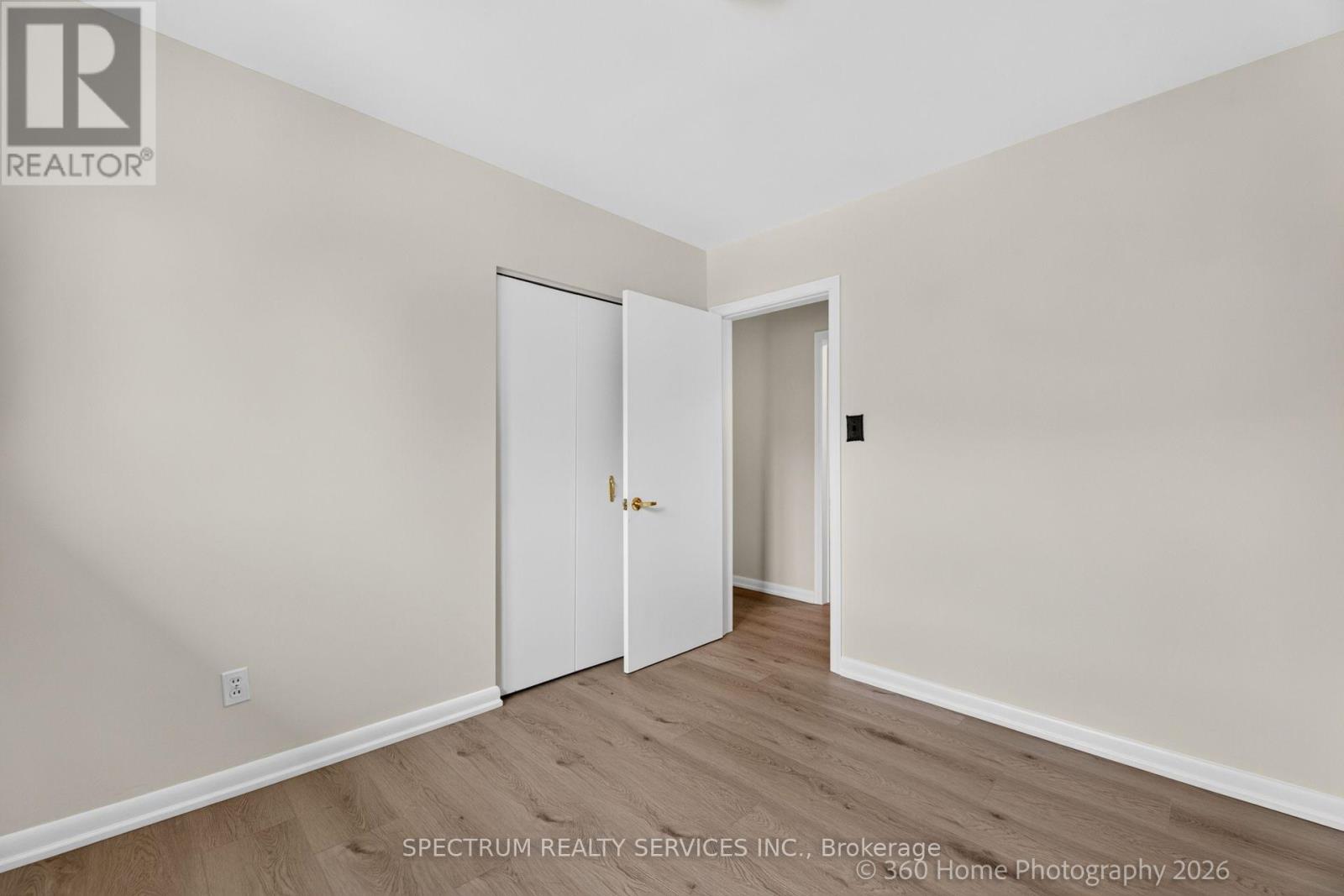 37 NEWLIN CRESCENT - 20