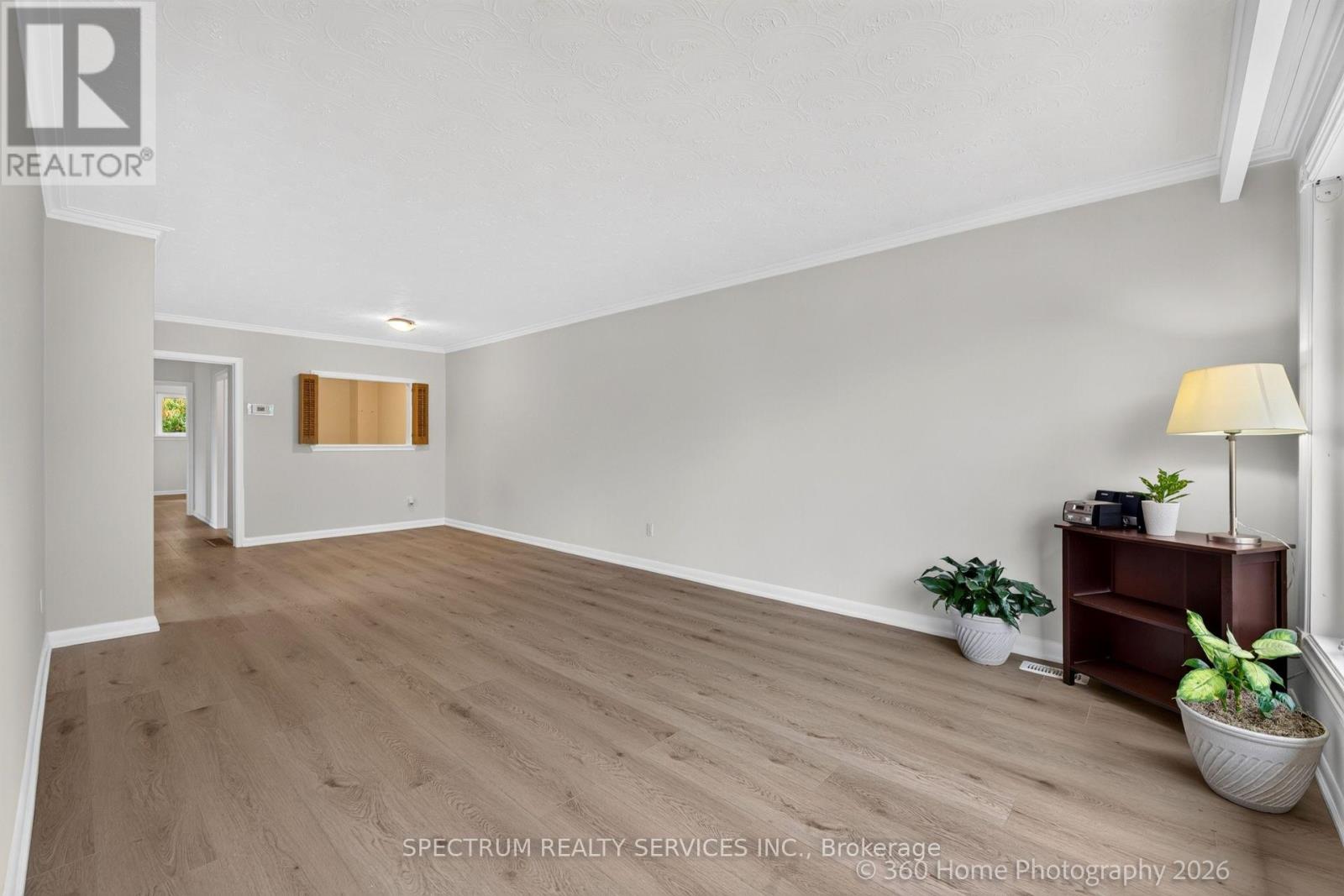37 NEWLIN CRESCENT - 12