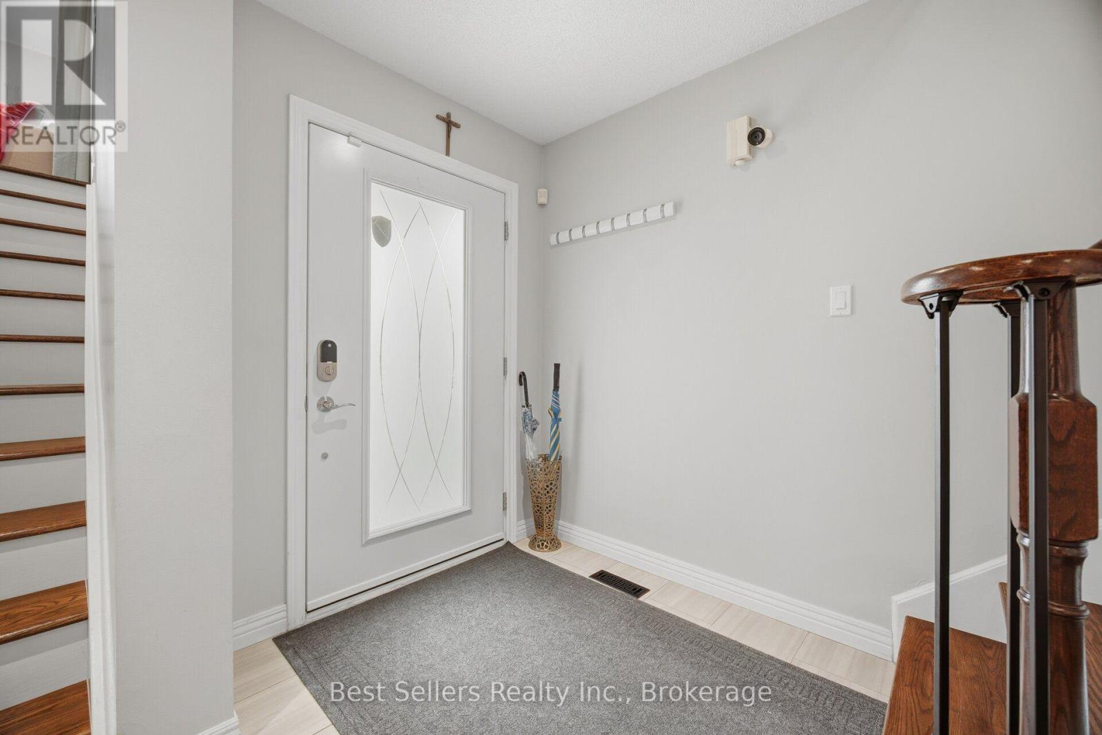 1204 Sherwood Mills Boulevard — photo 4