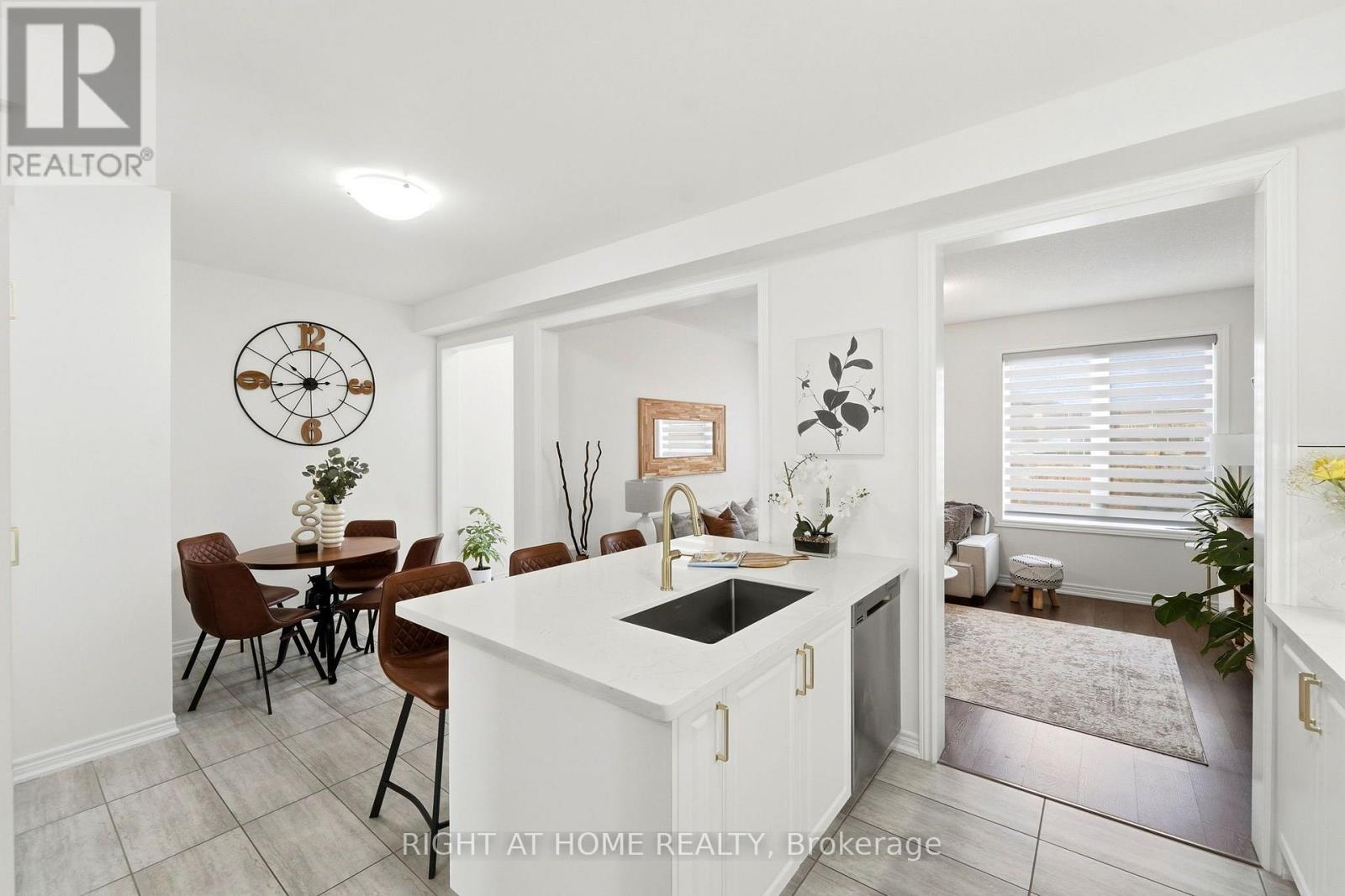 143 Bronson Terrace, Milton, ON photo 9