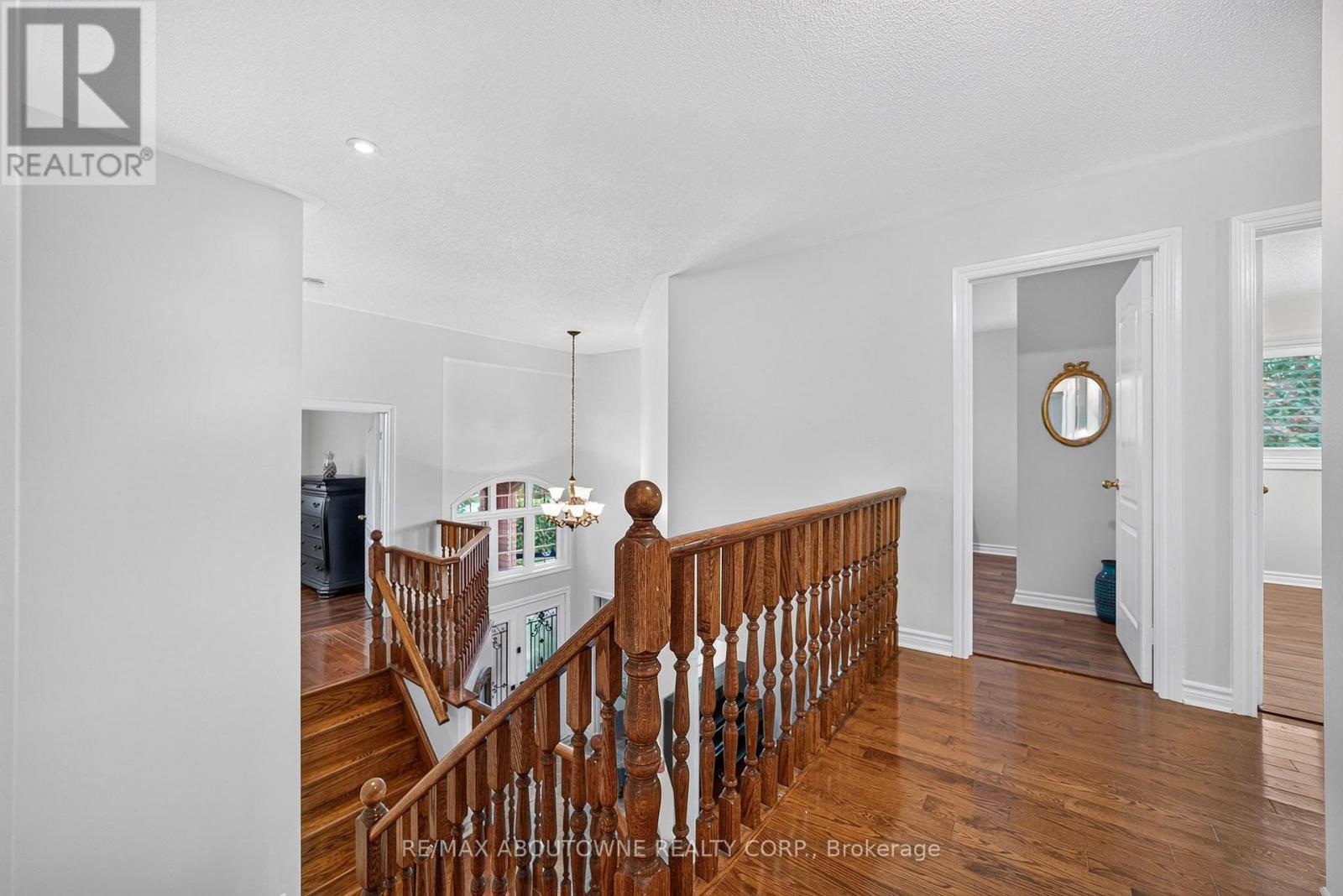 2447 Highmount Crescent, Oakville, ON photo 22