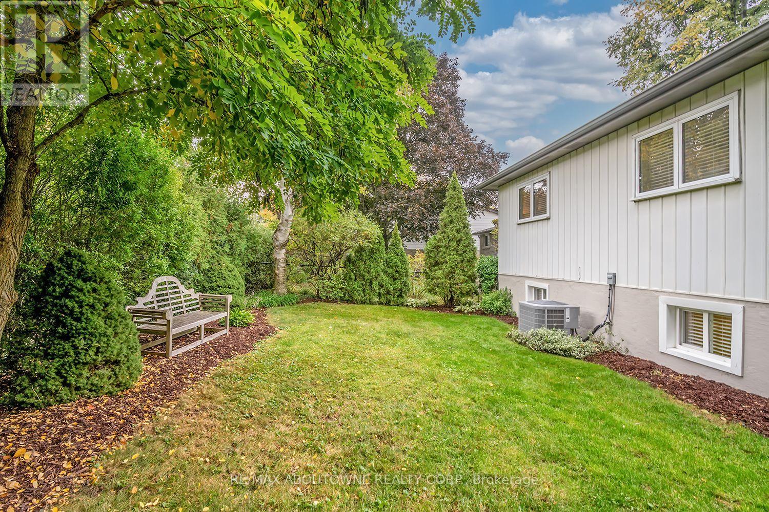 173 Arichat Road, Oakville, ON photo 39