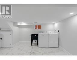 11 Vimy Avenue, Toronto, ON M9N2W1 Photo 17