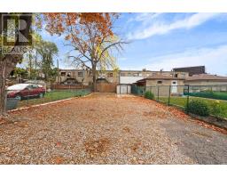 11 Vimy Avenue, Toronto, ON M9N2W1 Photo 23