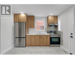 11 Vimy Avenue, Toronto, ON M9N2W1 Photo 7